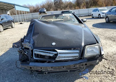 2002 Mercedes-Benz Sl 500 z USA, uszkodzony, nr VIN WDBFA68F42F201823